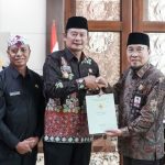 Foto : Pak yes dan Kementrian Agama Lamongan