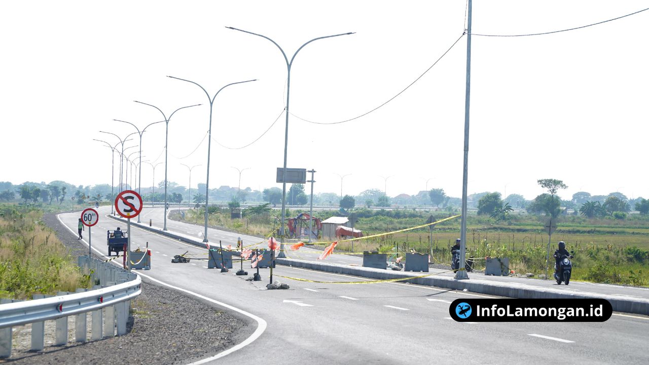 Foto : Jalan Lingkar Utara Lamongan