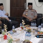 Foto : Kapolda Jatim Kunjungi Polres Lamongan dan Pondok Pesantren Matholi’ul Anwar