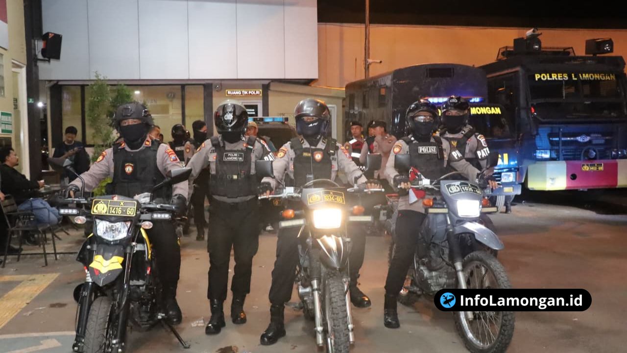 Foto : Patroli Skala Besar Bersama TNI dan Brimob