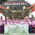 Foto : Siswa MI Unggulan Sabilillah Kunjungi Makodim 0812Lamongan