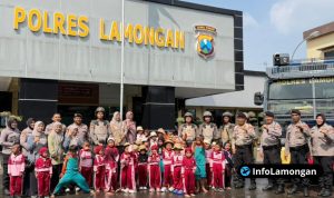 Foto : Dokumentasi kunjungan anak anak ke polres lamongan